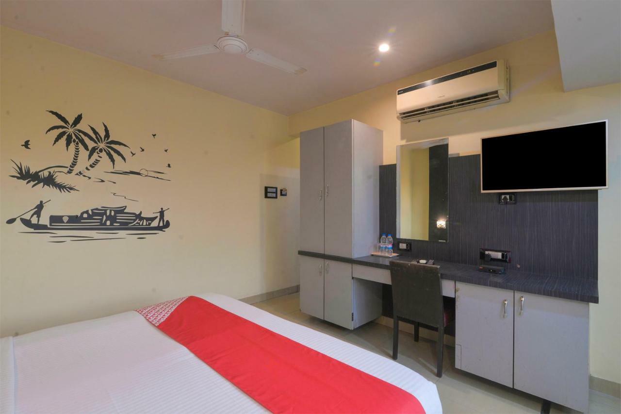 Oyo 3287 Hotel Mansarovar นาวีมุมไบ ภายนอก รูปภาพ